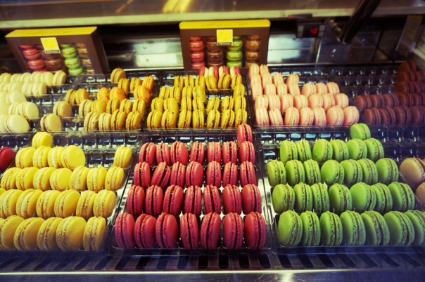 Delicious macaroons. Who could resist? 